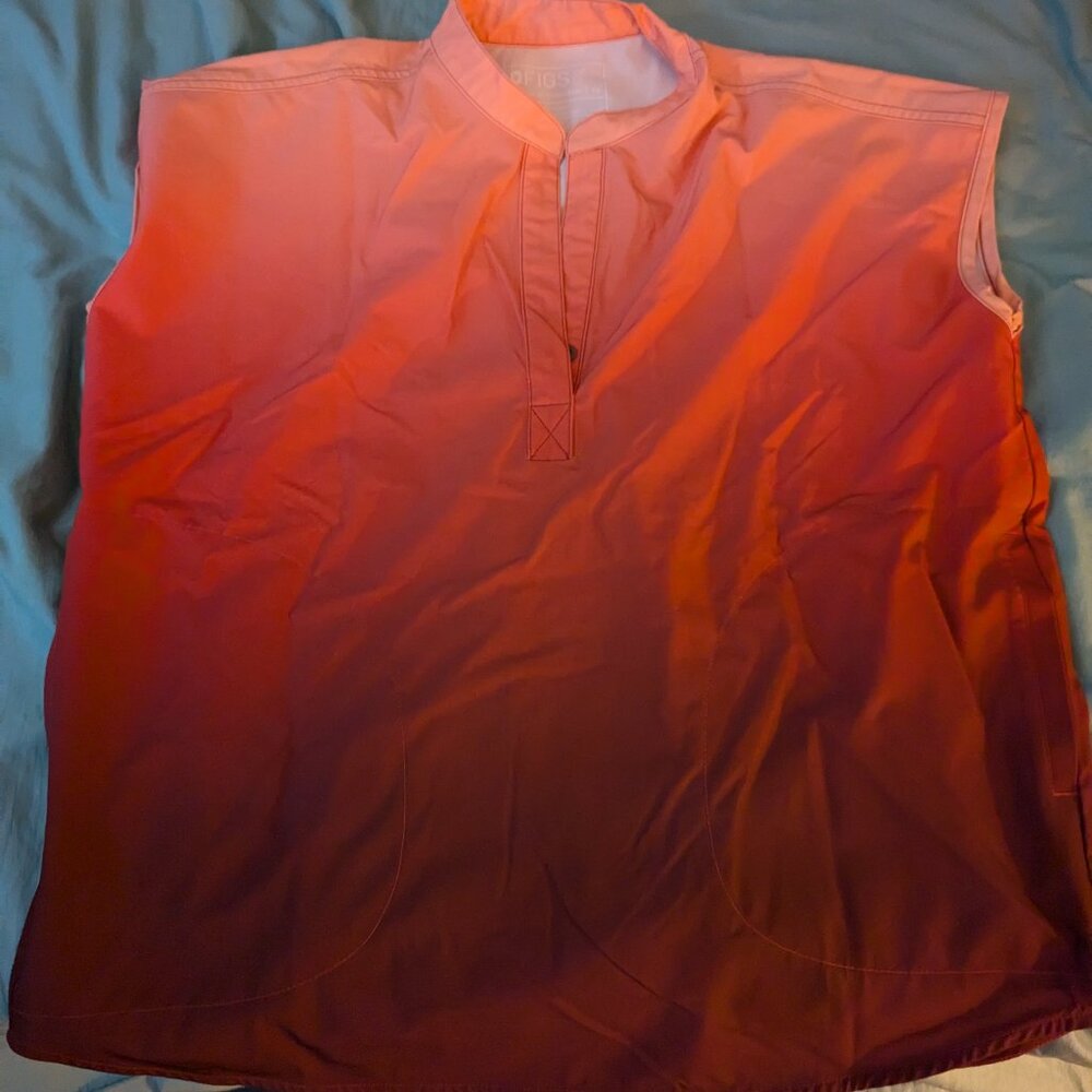 Figs Ombre Scrub Top